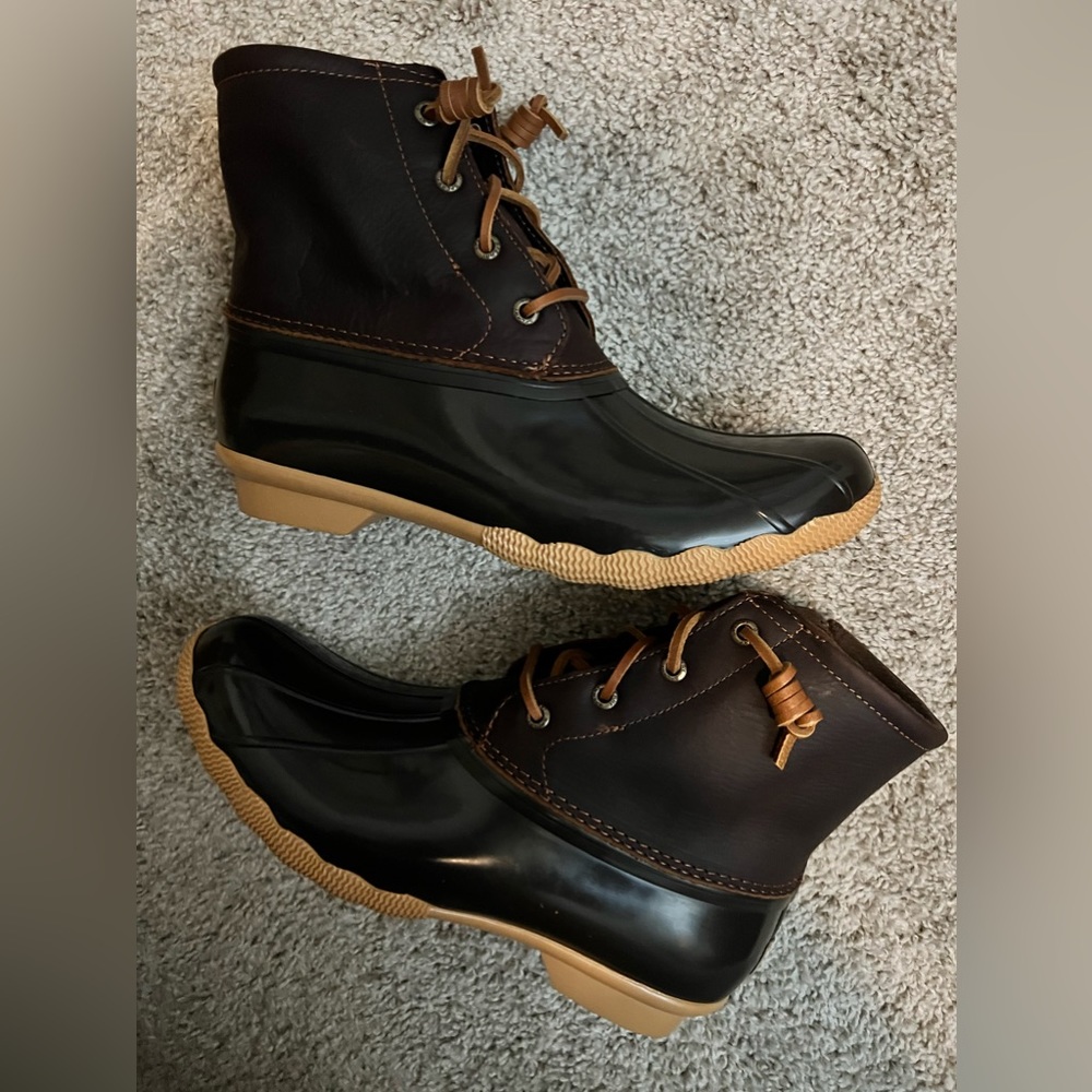 Brand new never worn Sperrys - Rain Boots - size 9